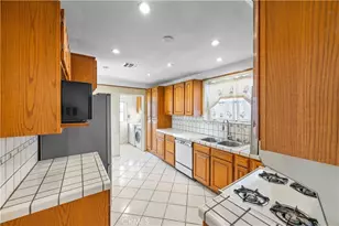 1207 Graynold, Glendale, CA 91202 - Photo 10