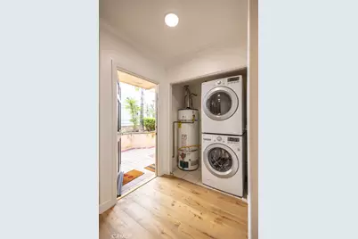 364 W Wilson Avenue #3, Glendale, CA 91203 - Photo 4