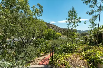 1509 Belleau, Glendale, CA 91206 - Photo 64