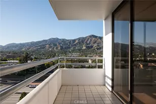 345 Pioneer Dr, Glendale, CA 91203 - Photo 22
