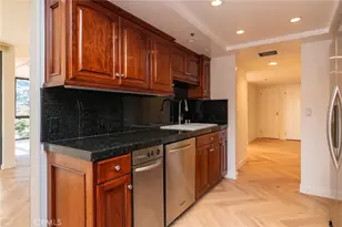 345 Pioneer Dr, Glendale, CA 91203 - Photo 12