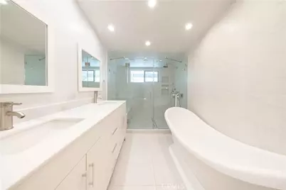 16594 Knollwood Drive, Granada Hills, CA 91344 - Photo 22