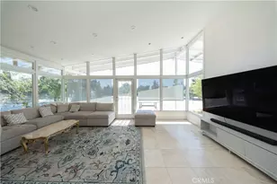 16594 Knollwood Dr, Granada Hills, CA 91344 - Photo 20