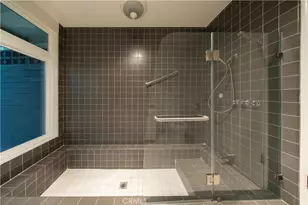 16594 Knollwood Dr, Granada Hills, CA 91344 - Photo 32