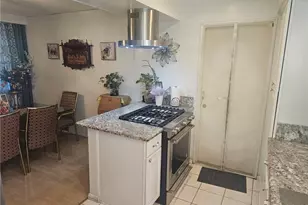 10883 Vinedale, Los Angeles, CA 91352 - Photo 12
