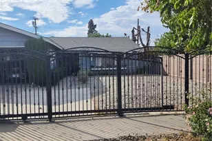 10883 Vinedale, Los Angeles, CA 91352 - Photo 2