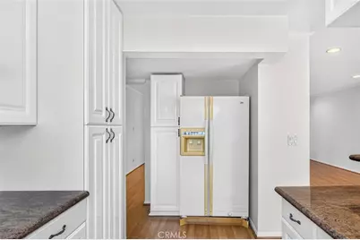 722 E Orange Grove Avenue #D, Burbank, CA 91501 - Photo 16
