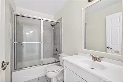 722 E Orange Grove Avenue #D, Burbank, CA 91501 - Photo 30