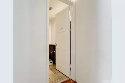 6331 Murietta Avenue, Van Nuys, CA 91401 - Photo 32