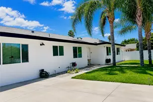 7810 Vanalden, Reseda, CA 91335 - Photo 4