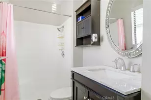 14715 Saticoy St, Van Nuys, CA 91405 - Photo 26