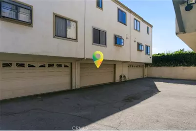 14715 Saticoy Street #14, Van Nuys, CA 91405 - Photo 30