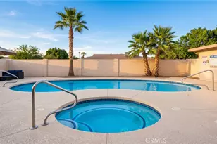 14715 Saticoy St, Van Nuys, CA 91405 - Photo 32