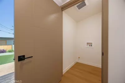 225 Branch, Los Angeles, CA 90042 - Photo 28