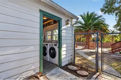 6604 Valmont Street, Tujunga, CA 91042 - Photo 10