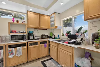 787 Terrace 49, Los Angeles, CA 90042 - Photo 14