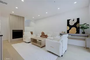 15044 Nordhoff St, North Hills, CA 91343 - Photo 2