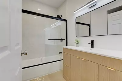 15044 Nordhoff Street #8, North Hills, CA 91343 - Photo 14