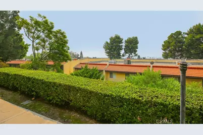 7759 Via Capri, Burbank, CA 91504 - Photo 68