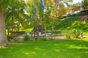 7759 Via Capri, Burbank, CA 91504 - Photo 60