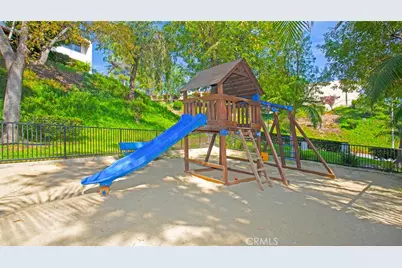 7759 Via Capri, Burbank, CA 91504 - Photo 64