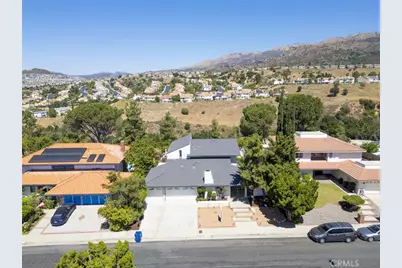11801 Thunderbird Avenue, Porter Ranch, CA 91326 - Photo 50