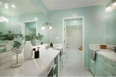 1625 Oakengate Drive, Glendale, CA 91207 - Photo 22