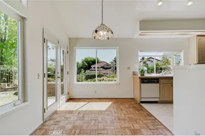 1005 Shoal Creek Court, Simi Valley, CA 93065 - Photo 14
