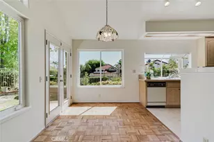 1005 Shoal Creek Ct, Simi Valley, CA 93065 - Photo 14