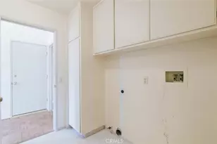 1005 Shoal Creek Ct, Simi Valley, CA 93065 - Photo 30