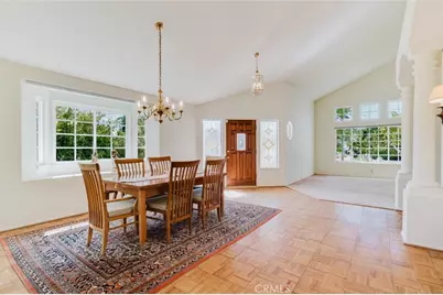 1005 Shoal Creek Court, Simi Valley, CA 93065 - Photo 4