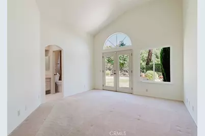 1005 Shoal Creek Court, Simi Valley, CA 93065 - Photo 24