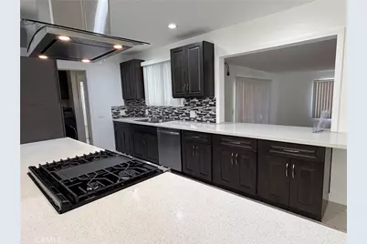 7112 Teesdale, Los Angeles, CA 91605 - Photo 2
