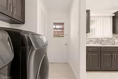 7112 Teesdale, Los Angeles, CA 91605 - Photo 10