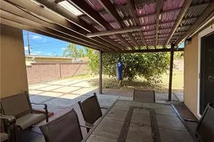 7112 Teesdale, Los Angeles, CA 91605 - Photo 8