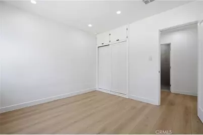 11215 Lull, Los Angeles, CA 91352 - Photo 26