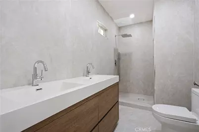 11215 Lull, Los Angeles, CA 91352 - Photo 24