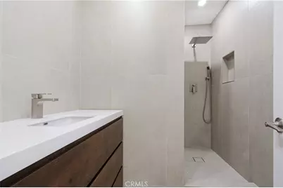 11215 Lull, Los Angeles, CA 91352 - Photo 18