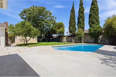 11215 Lull, Los Angeles, CA 91352 - Photo 34