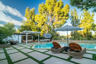 16740 Knollwood, Granada Hills, CA 91344 - Photo 46