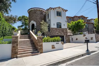 8808 Yates Street, Sunland, CA 91040 - Photo 2