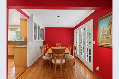 7044 Mammoth Avenue, Van Nuys, CA 91405 - Photo 4