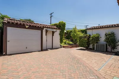 2061 Bellevue Drive, Glendale, CA 91201 - Photo 30