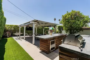 2061 Bellevue Dr, Glendale, CA 91201 - Photo 34