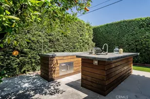 2061 Bellevue Dr, Glendale, CA 91201 - Photo 32