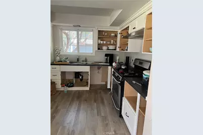 8673 Herrick Avenue, Los Angeles, CA 91352 - Photo 4