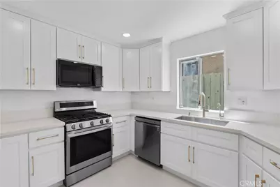 6036 Hazelhurst #C, North Hollywood, CA 91606 - Photo 18