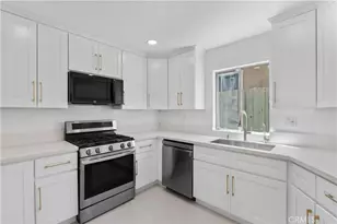 6036 Hazelhurst, North Hollywood, CA 91606 - Photo 18