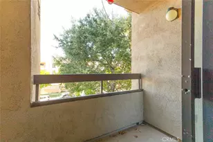 460 Oak St, Glendale, CA 91204 - Photo 12