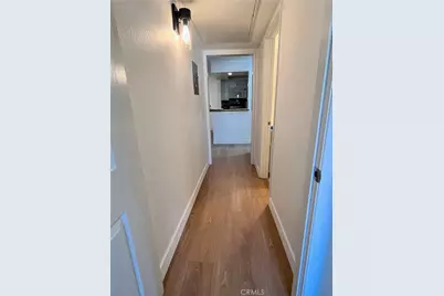 460 Oak Street #203, Glendale, CA 91204 - Photo 12
